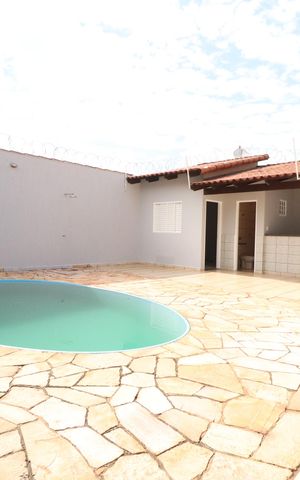 Casa para alugar com 195m², 4 quartos e 4 vagasPiscina