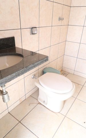 Casa para alugar com 195m², 4 quartos e 4 vagasBanheiro da varanda