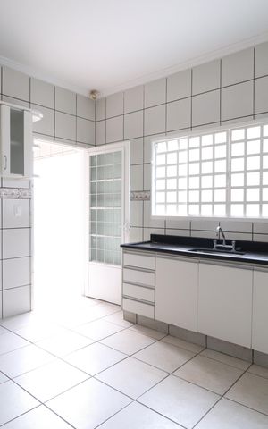 Casa para alugar com 195m², 4 quartos e 4 vagasCozinha