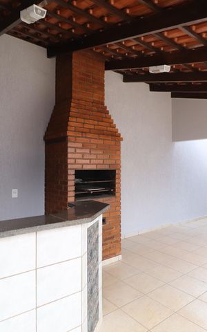 Casa para alugar com 195m², 4 quartos e 4 vagasVaranda