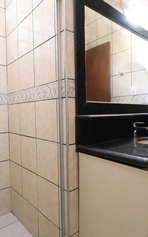 Casa para alugar com 195m², 4 quartos e 4 vagasBanheiro Social