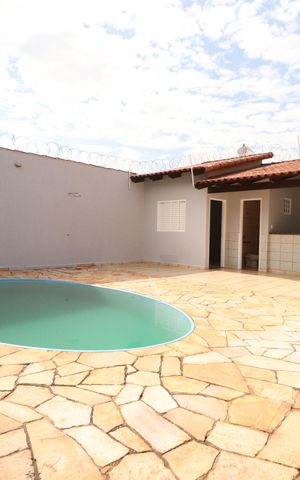 Casa para alugar com 195m², 4 quartos e 4 vagasPiscina
