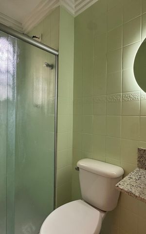 Apartamento à venda com 56m², 2 quartos e 1 vaga Apartamento à venda com 56m², 2 quartos e 1 vagaBanheiro