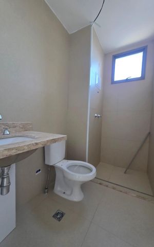 Apartamento à venda com 76m², 3 quartos e 2 vagas Apartamento à venda com 76m², 3 quartos e 2 vagasBanheiro
