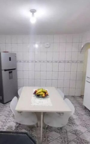 Casa à venda com 177m², 2 quartos e 1 vaga Casa à venda com 177m², 2 quartos e 1 vagaCozinha