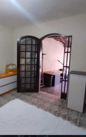 Casa à venda com 177m², 2 quartos e 1 vaga Casa à venda com 177m², 2 quartos e 1 vagaQuarto