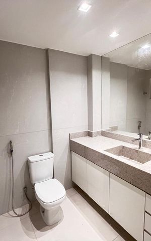 Apartamento à venda com 80m², 2 quartos e 1 vaga Apartamento à venda com 80m², 2 quartos e 1 vagaBanheiro Social