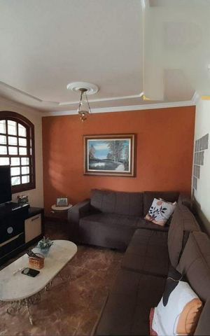 Casa à venda com 407m², 3 quartos e 3 vagas