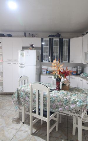 Casa para alugar com 233m², 2 quartos e 4 vagasCozinha