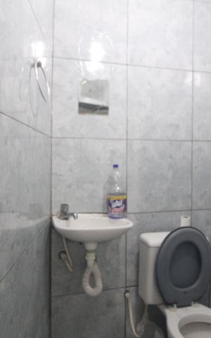 Casa para alugar com 233m², 2 quartos e 4 vagasBanheiro 2