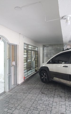 Casa para alugar com 233m², 2 quartos e 4 vagasGaragem