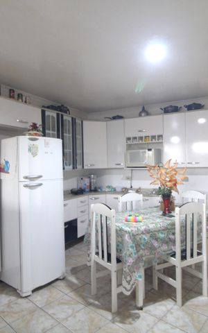 Casa para alugar com 233m², 2 quartos e 4 vagasCozinha