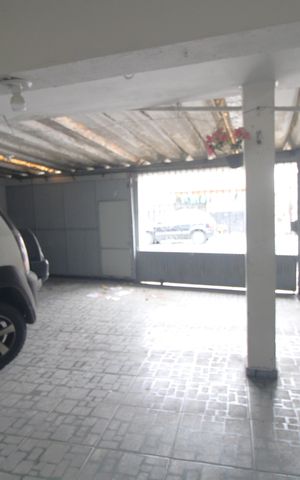 Casa para alugar com 233m², 2 quartos e 4 vagasGaragem