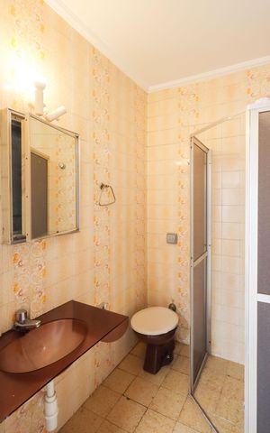 Casa para alugar com 280m², 4 quartos e 2 vagas Casa para alugar com 280m², 4 quartos e 2 vagasBanheiro Suíte