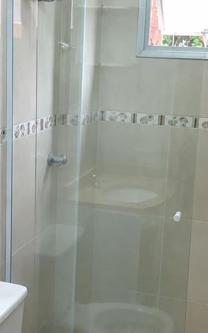 Apartamento à venda com 54m², 2 quartos e 1 vaga Apartamento à venda com 54m², 2 quartos e 1 vagaBanheiro
