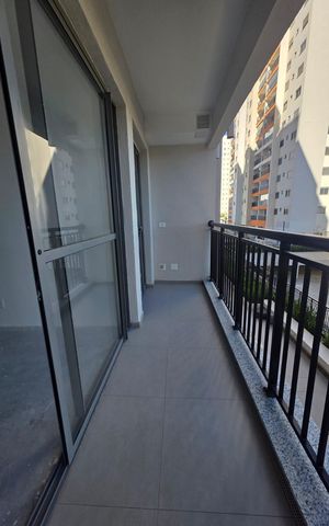 Apartamento à venda com 76m², 3 quartos e 1 vaga Apartamento à venda com 76m², 3 quartos e 1 vagaVaranda