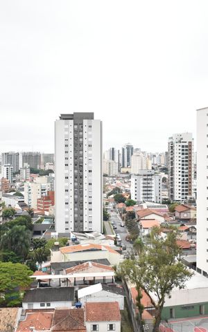 Apartamento para alugar com 66m², 2 quartos e 1 vagaSacada