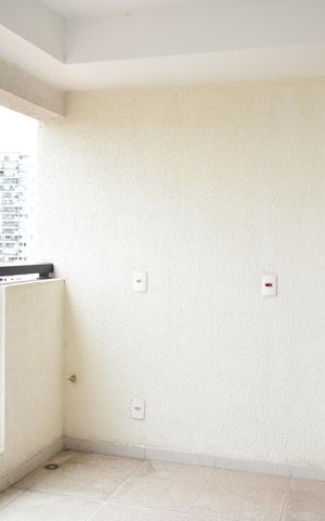 Apartamento para alugar com 66m², 2 quartos e 1 vagaSacada