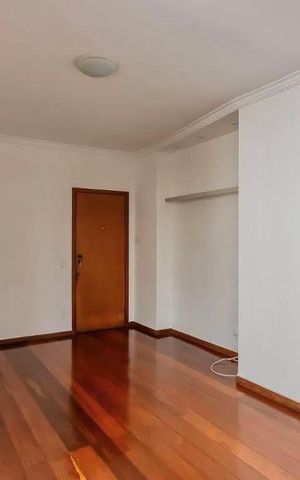 Apartamento para alugar com 141m², 4 quartos e 2 vagas Apartamento para alugar com 141m², 4 quartos e 2 vagasSala