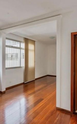 Apartamento para alugar com 141m², 4 quartos e 2 vagas Apartamento para alugar com 141m², 4 quartos e 2 vagasSala