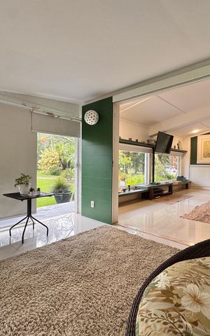 Casa para alugar com 10000m², 3 quartos e 4 vagas Casa para alugar com 10000m², 3 quartos e 4 vagasSuíte 2 - Varanda
