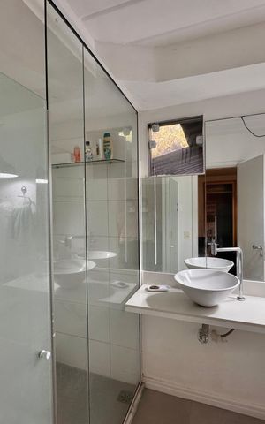 Casa para alugar com 10000m², 3 quartos e 4 vagas Casa para alugar com 10000m², 3 quartos e 4 vagasSuíte 1 - Banheiro