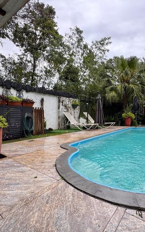 Casa para alugar com 10000m², 3 quartos e 4 vagas Casa para alugar com 10000m², 3 quartos e 4 vagasÁrea externa