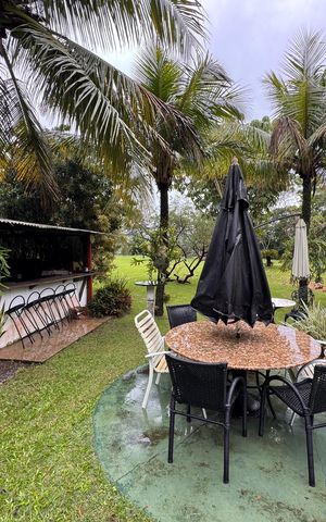 Casa para alugar com 10000m², 3 quartos e 4 vagas Casa para alugar com 10000m², 3 quartos e 4 vagasÁrea externa