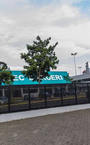 Apartamento para alugar com 75m², 2 quartos e 1 vaga Apartamento para alugar com 75m², 2 quartos e 1 vagaVista da Rua
