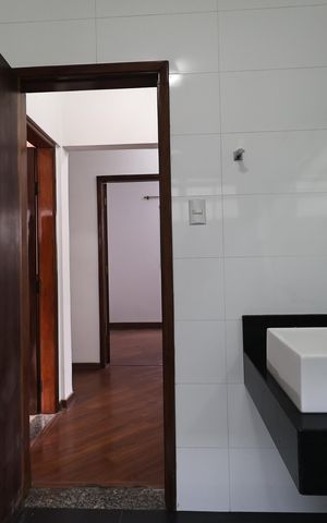 Casa para alugar com 190m², 4 quartos e 3 vagas Casa para alugar com 190m², 4 quartos e 3 vagasBanheiro