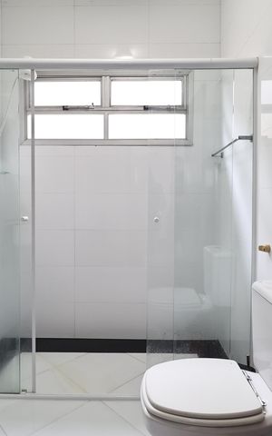 Casa para alugar com 190m², 4 quartos e 3 vagas Casa para alugar com 190m², 4 quartos e 3 vagasBanheiro