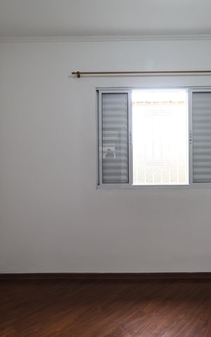 Casa para alugar com 190m², 4 quartos e 3 vagas Casa para alugar com 190m², 4 quartos e 3 vagasQuarto 2