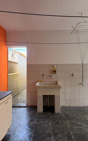 Casa para alugar com 190m², 4 quartos e 3 vagas Casa para alugar com 190m², 4 quartos e 3 vagasLavanderia/ área gourmet