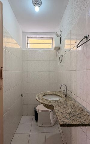 Casa para alugar com 190m², 4 quartos e 3 vagas Casa para alugar com 190m², 4 quartos e 3 vagasBanheiro da edícula