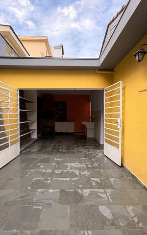 Casa para alugar com 190m², 4 quartos e 3 vagas Casa para alugar com 190m², 4 quartos e 3 vagasQuintal