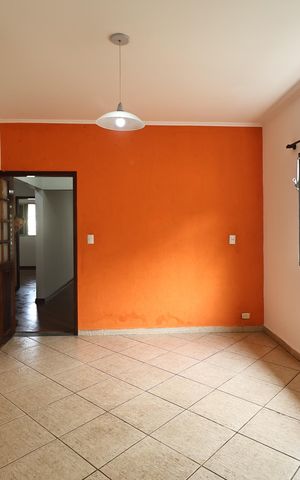 Casa para alugar com 190m², 4 quartos e 3 vagas Casa para alugar com 190m², 4 quartos e 3 vagasCozinha