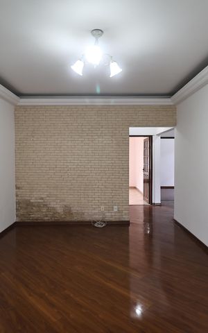 Casa para alugar com 190m², 4 quartos e 3 vagas Casa para alugar com 190m², 4 quartos e 3 vagasSala