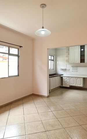 Casa para alugar com 190m², 4 quartos e 3 vagas Casa para alugar com 190m², 4 quartos e 3 vagasCozinha