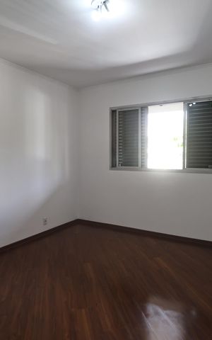 Casa para alugar com 190m², 4 quartos e 3 vagas Casa para alugar com 190m², 4 quartos e 3 vagasQuarto 1