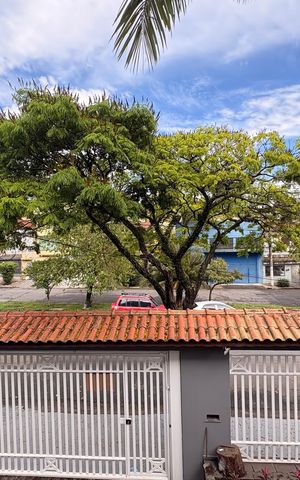 Casa para alugar com 190m², 4 quartos e 3 vagas Casa para alugar com 190m², 4 quartos e 3 vagasVista da Varanda