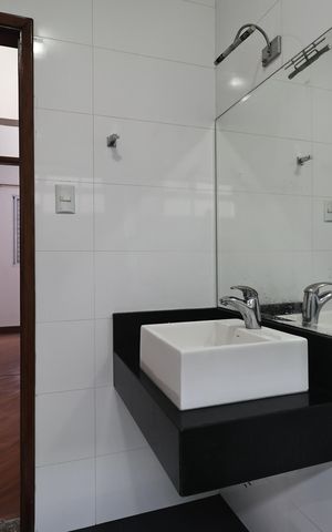 Casa para alugar com 190m², 4 quartos e 3 vagas Casa para alugar com 190m², 4 quartos e 3 vagasBanheiro