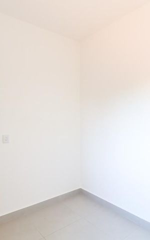 Apartamento para alugar com 67m², 2 quartos e sem vaga