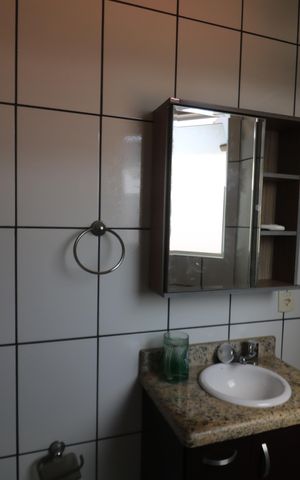Casa à venda com 116m², 3 quartos e 3 vagasBanheiro da Suíte
