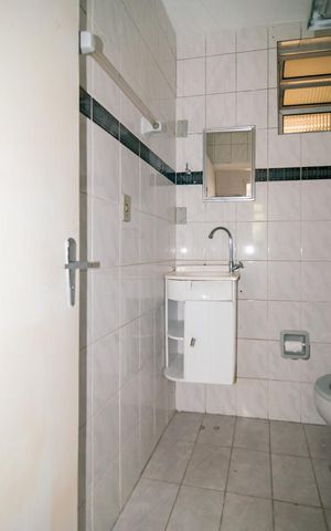 Apartamento à venda com 67m², 2 quartos e sem vaga Apartamento à venda com 67m², 2 quartos e sem vagaBanheiro