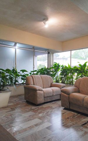 Apartamento à venda com 45m², 1 quarto e sem vagaHall de entrada