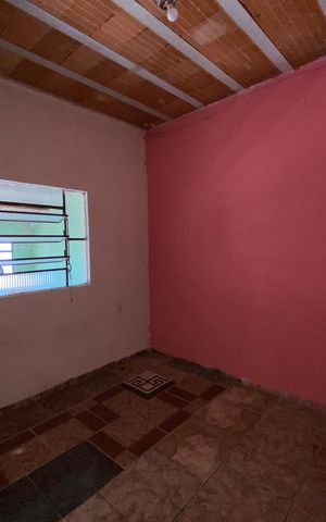 Casa para alugar com 180m², 2 quartos e sem vaga
