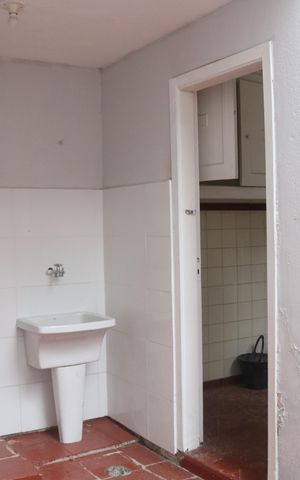 Casa para alugar com 160m², 3 quartos e 5 vagasÁrea de Serviço