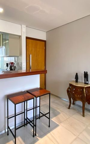 Apartamento à venda com 100m², 3 quartos e 2 vagas Apartamento à venda com 100m², 3 quartos e 2 vagasBancada da Cozinha