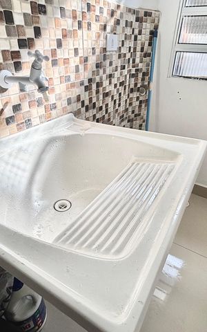 Casa para alugar com 30m², 1 quarto e sem vaga Casa para alugar com 30m², 1 quarto e sem vagaÁrea de Serviço