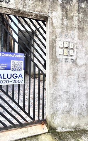 Casa para alugar com 30m², 1 quarto e sem vaga Casa para alugar com 30m², 1 quarto e sem vagaFachada